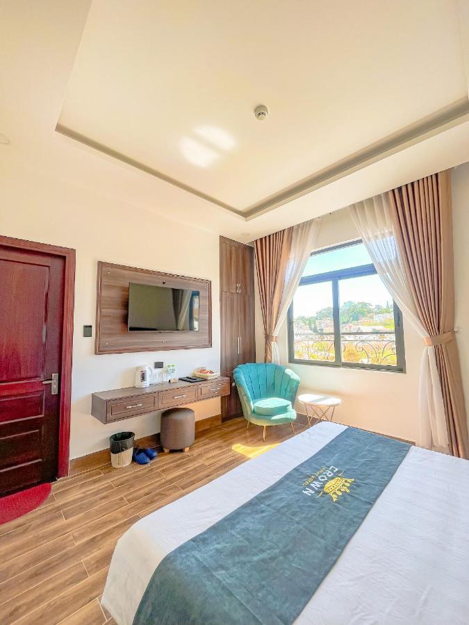 Crown Dalat Hotel エクステリア 写真