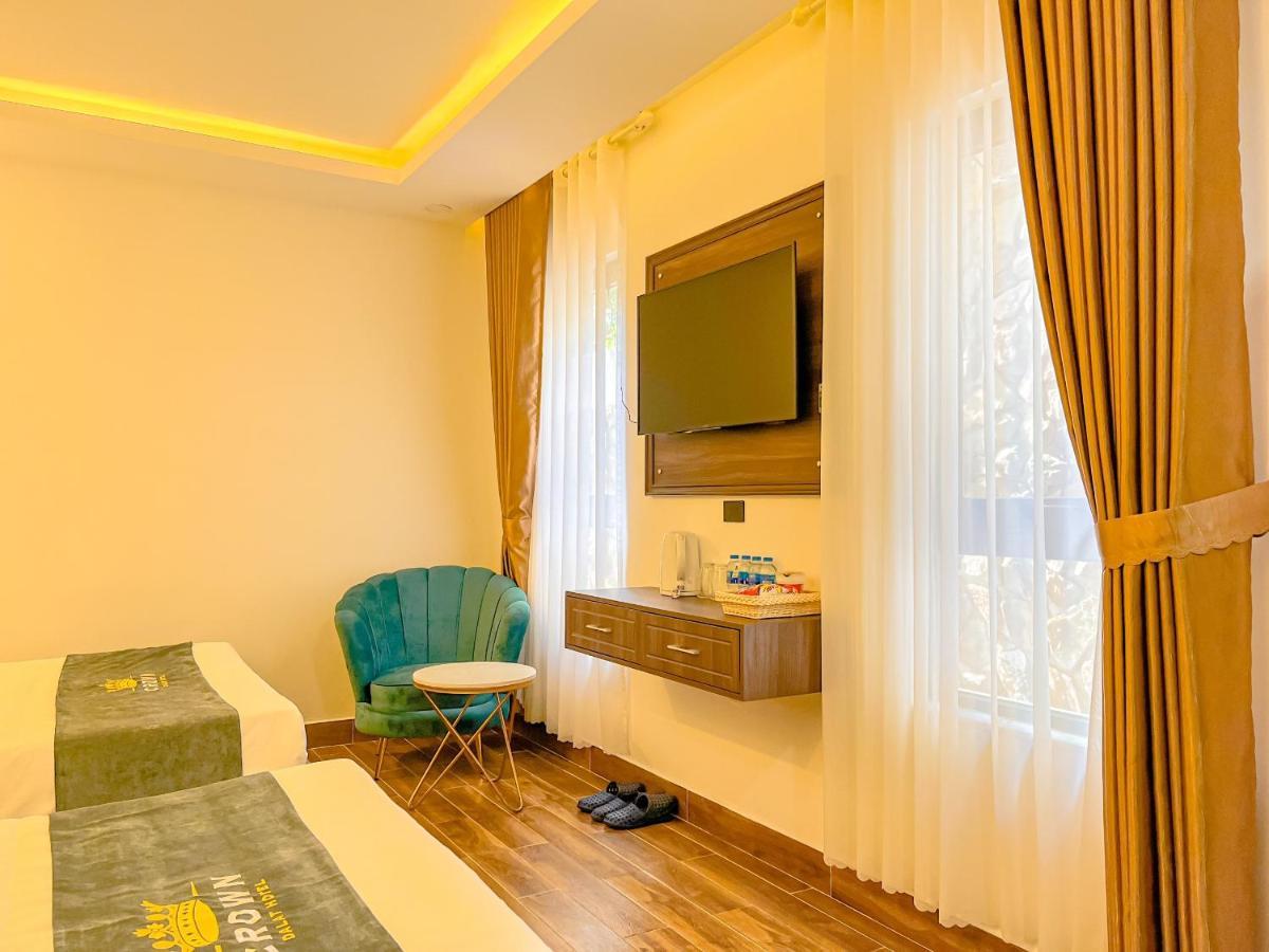 Crown Dalat Hotel エクステリア 写真
