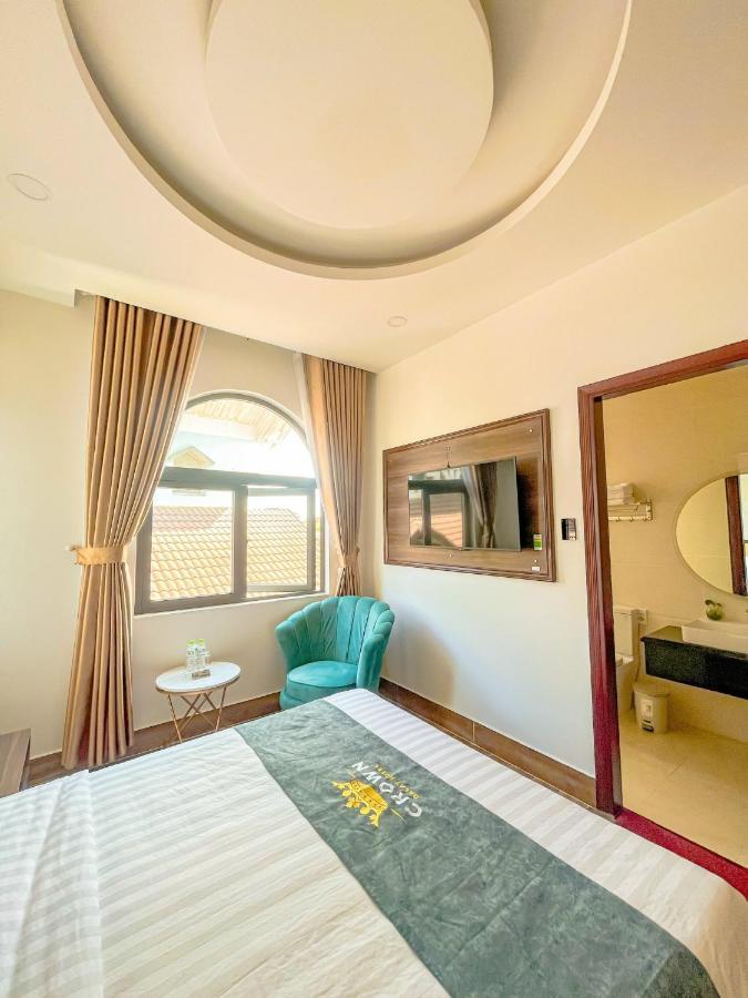 Crown Dalat Hotel エクステリア 写真