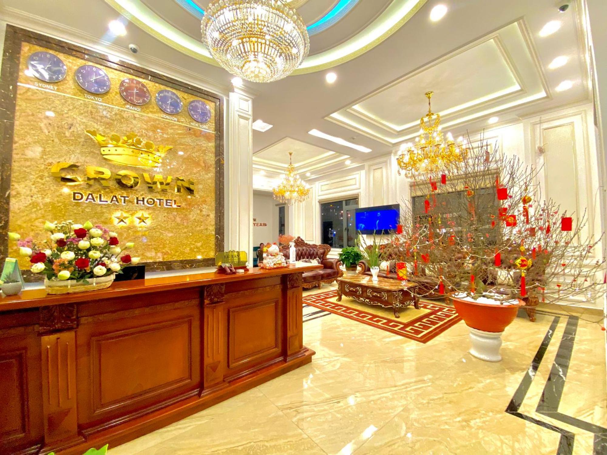 Crown Dalat Hotel エクステリア 写真